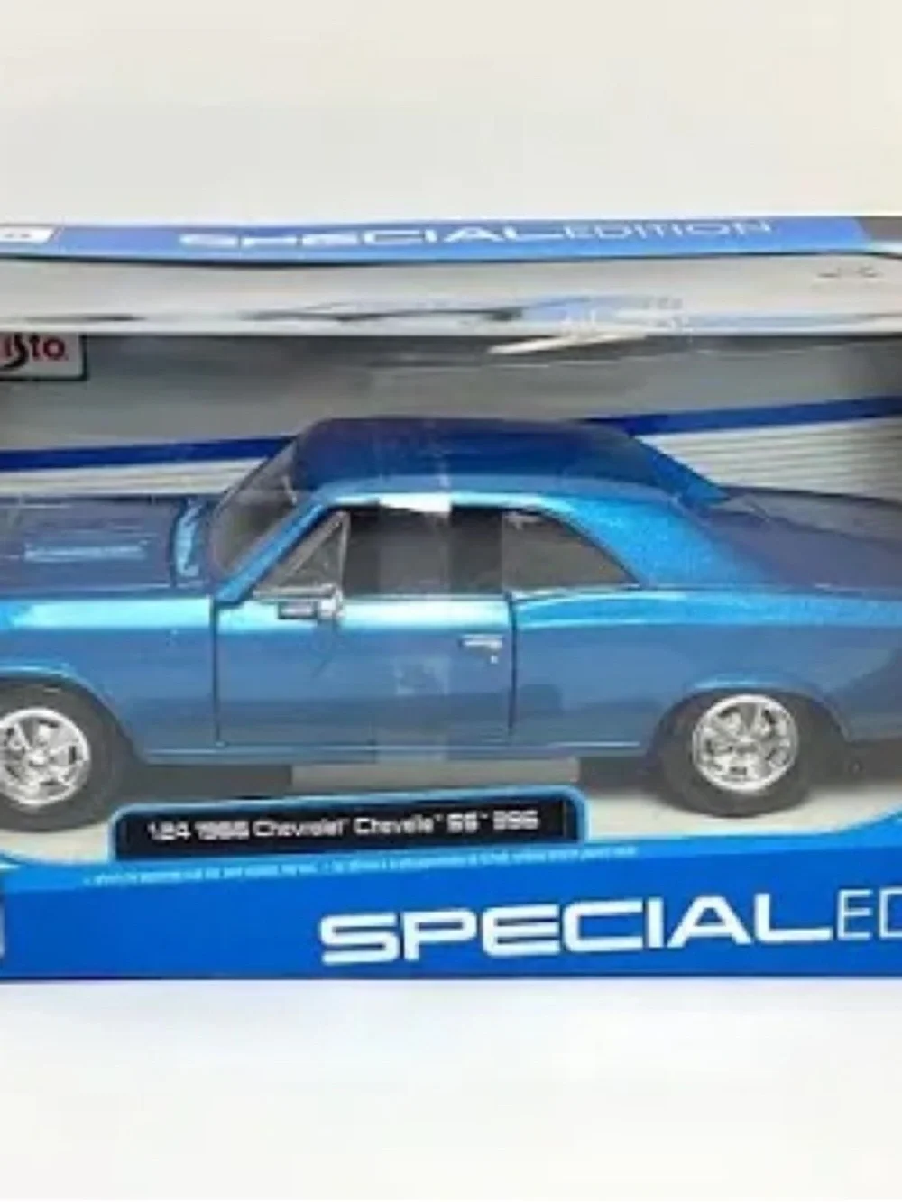 Die-Cast 1966 Chevrolet Chevelle SS Model Car - Blue